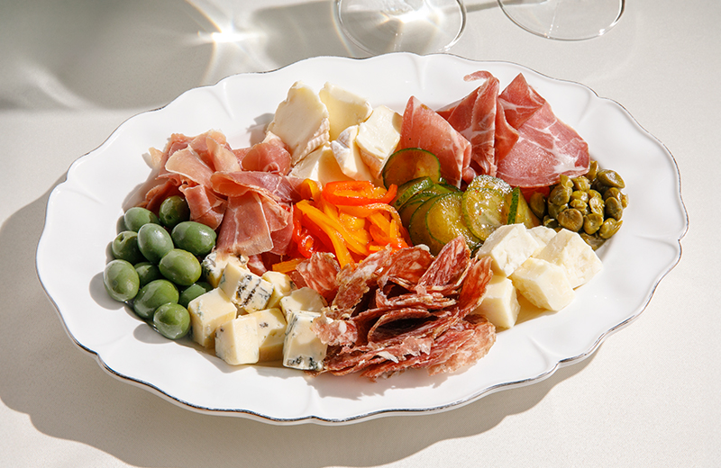 Доставка антипасти