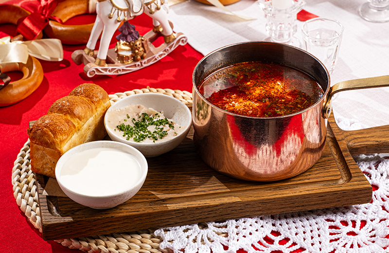 Доставка на дом борщ с говяжьими щёчками