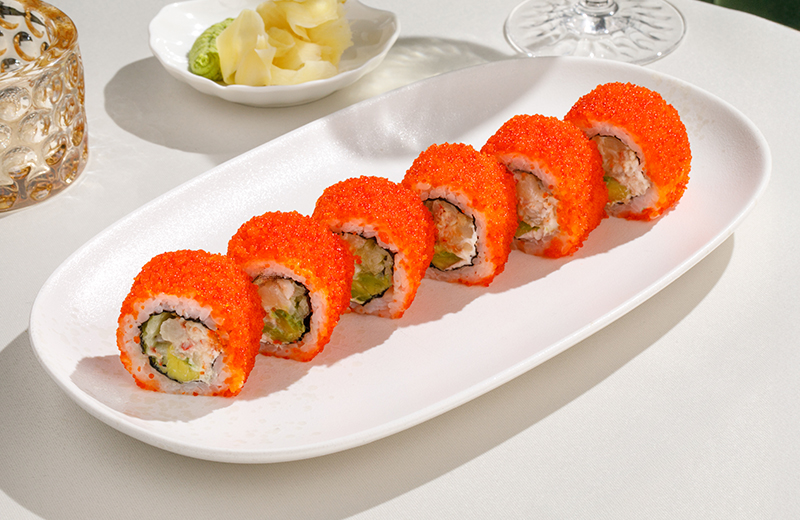 Калифорния с крабом и креветками