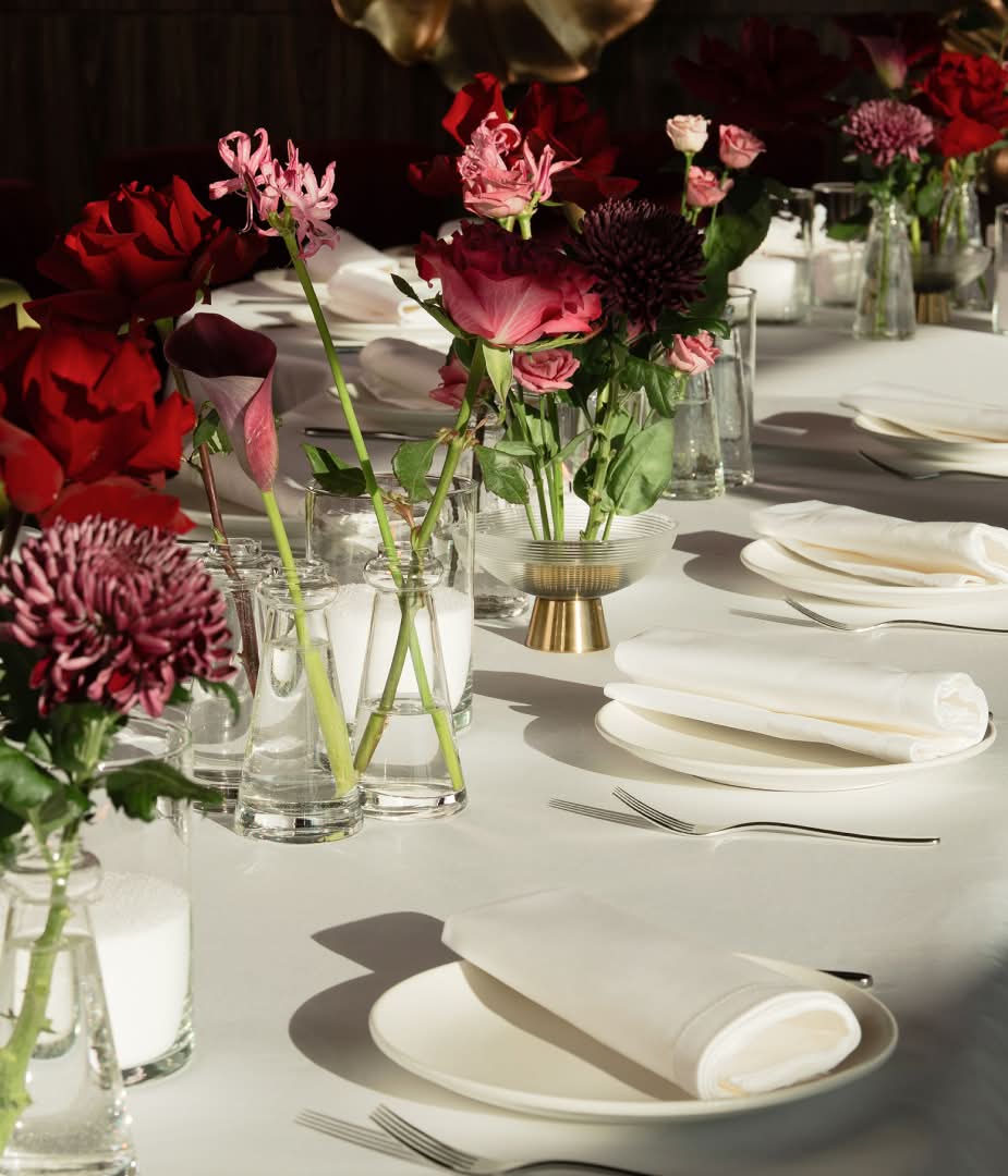 Банкет с видом на Неву в ресторане Cristal